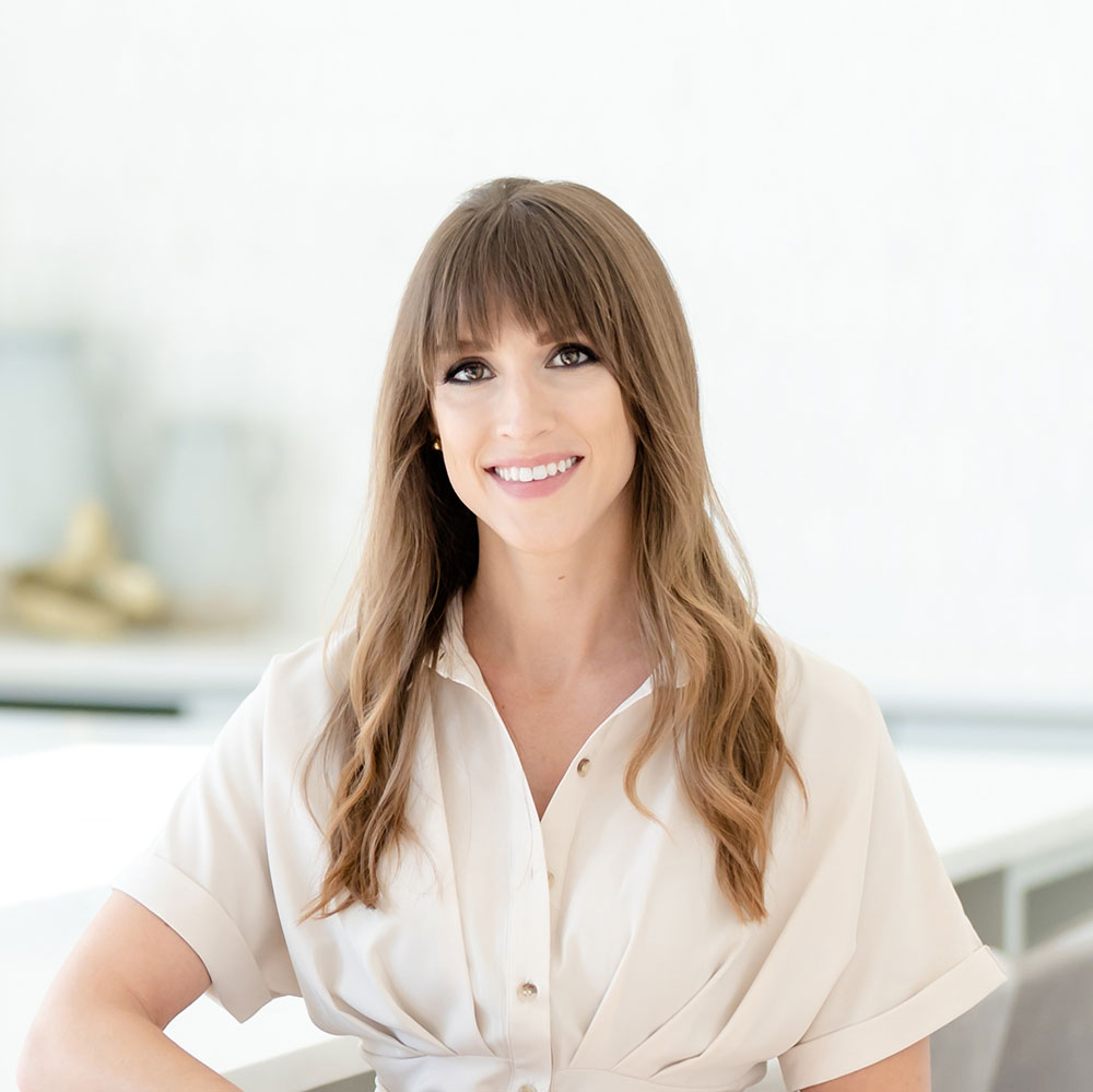 Vanessa Joy, wedding and portrait photographer